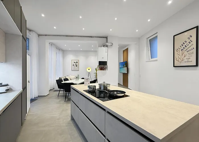 Premium Mit Balkon Und 3 Br * Hannover
