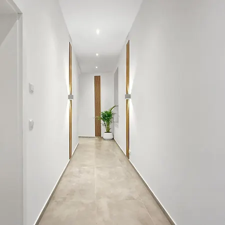 Lejlighed Premium Mit Balkon Und 3 Br Hannover